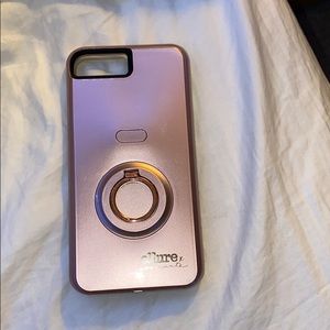 Allures illuminating selfie phone case